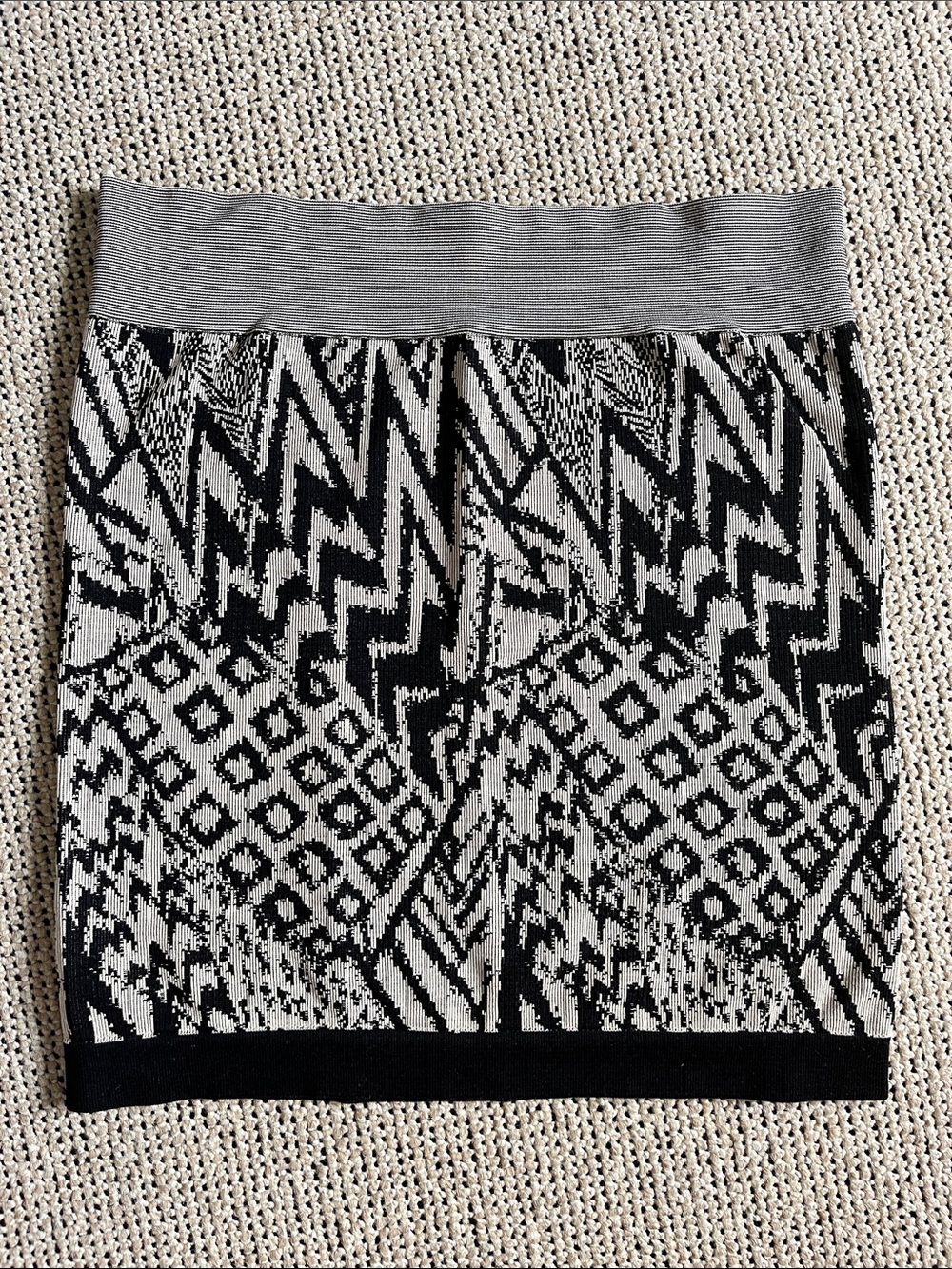 Guess Patterned Knit Mini Skirt